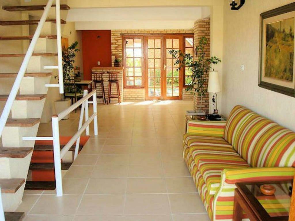 Ayruma Inn *
